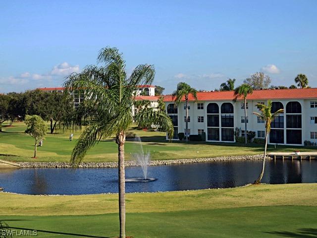 57 Highpoint Cir. #304, Naples, FL