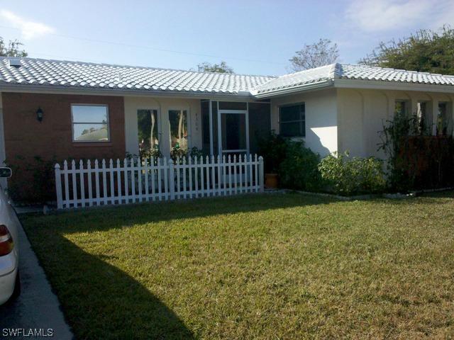 4364 22nd Pl., Naples, FL