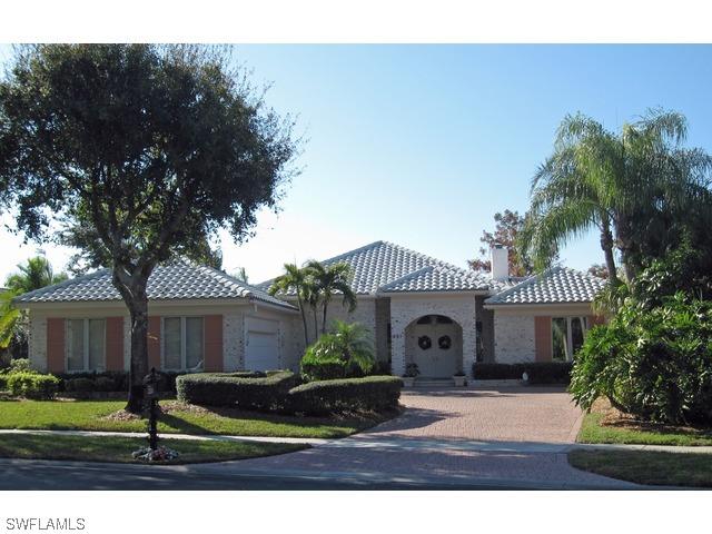 251 Monterey Dr., Naples, FL 34119