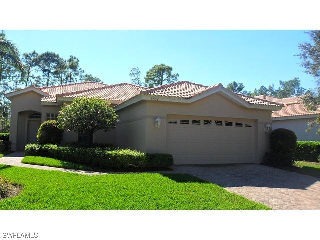 8562 Gleneagle Way, Naples, FL 34120
