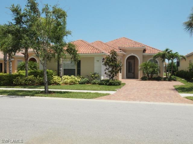 7938 Valentina Ct., Naples, FL 34114