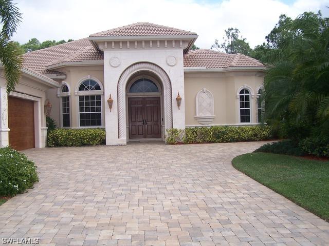 5820 Bromelia Ct., Naples, FL