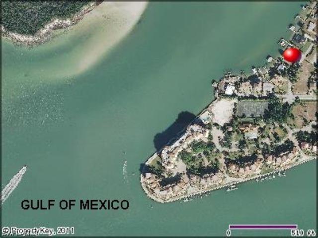 14 Dolphin Cir., Naples, FL 34113