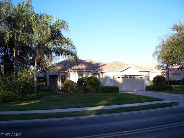 475 Preswick Ln., Naples, FL