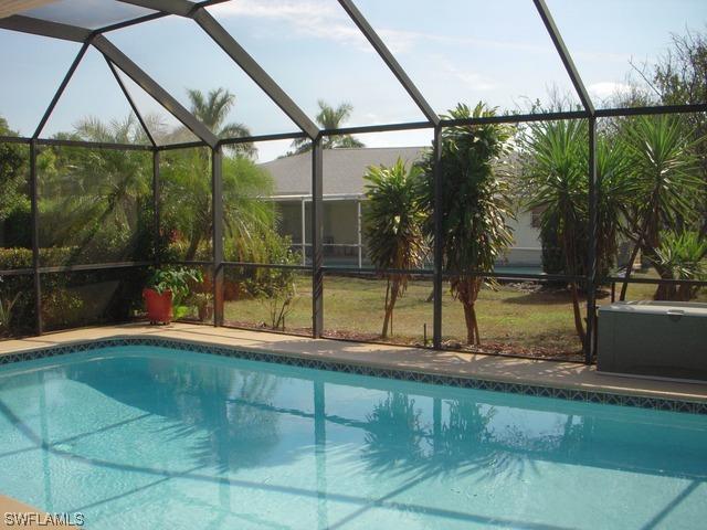 104 Warwick Hills Dr., Naples, FL