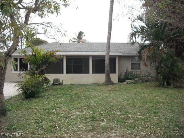 1044 Elrado St., Naples, FL