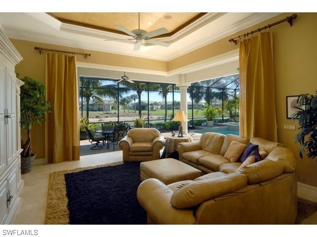 5898 Barclay Ln., Naples, FL