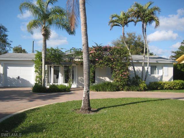 1273 Wisconsin Dr., Naples, FL