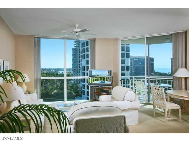 4255 Gulf Shore Blvd. #704, Naples, FL