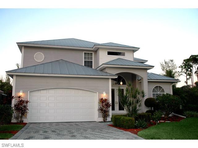 1999 Gordon River Ln., Naples, FL 34104