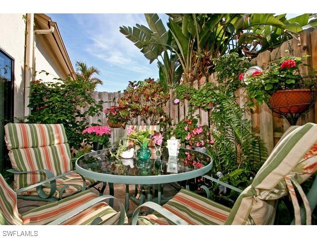 833 Meadowland Dr. #I, Naples, FL 34108