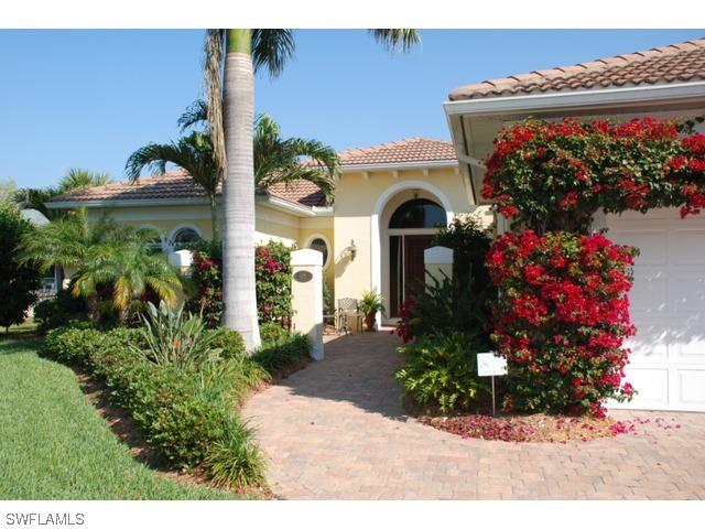 521 100th Ave., Naples, FL 34108