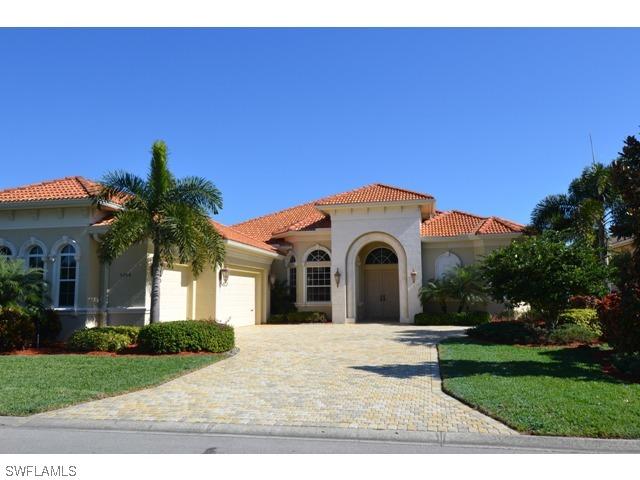 5704 Hammock Isles Dr., Naples, FL 34119