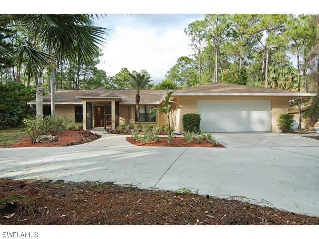 4945 Boxwood Way, Naples, FL