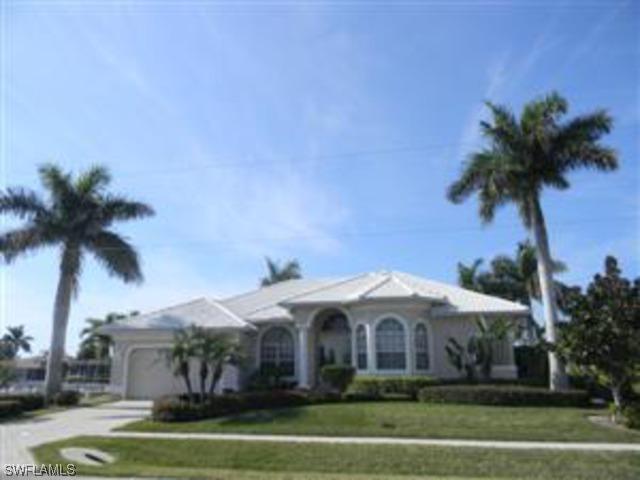 438 Marquesas Ct., Marco Island, FL