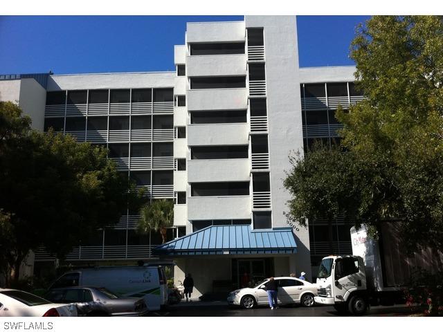 15171 Cedarwood Ln. #3103, Naples, FL