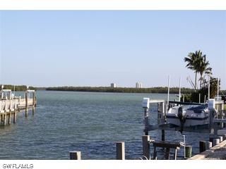 950 Iris Ct., Marco Island, FL 34145
