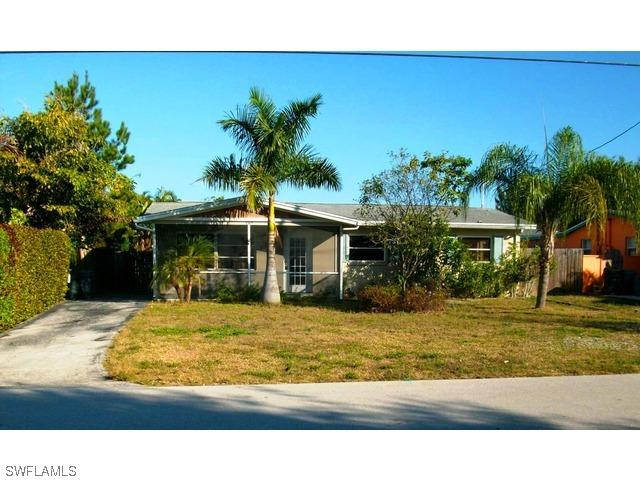 1315 Rordon Ave., Naples, FL