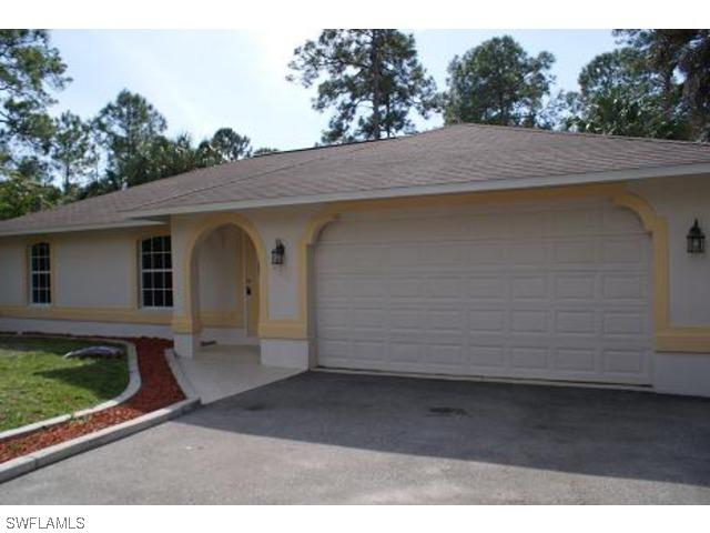 420 39th Ave., Naples, FL 34120