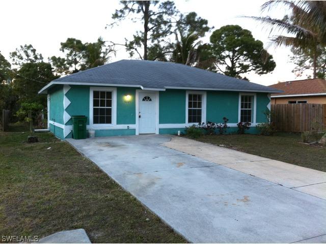 5321 Warren St., Naples, FL