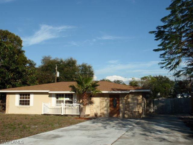 27527 Los Amigos Ln., Bonita Springs, FL