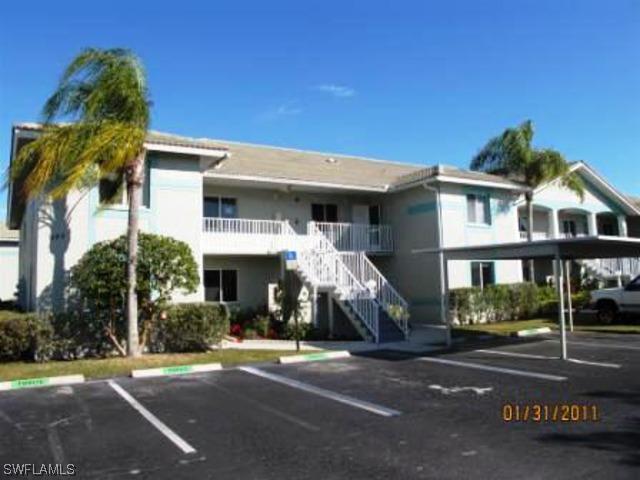 188 Furse Lakes Cir. #2, Naples, FL