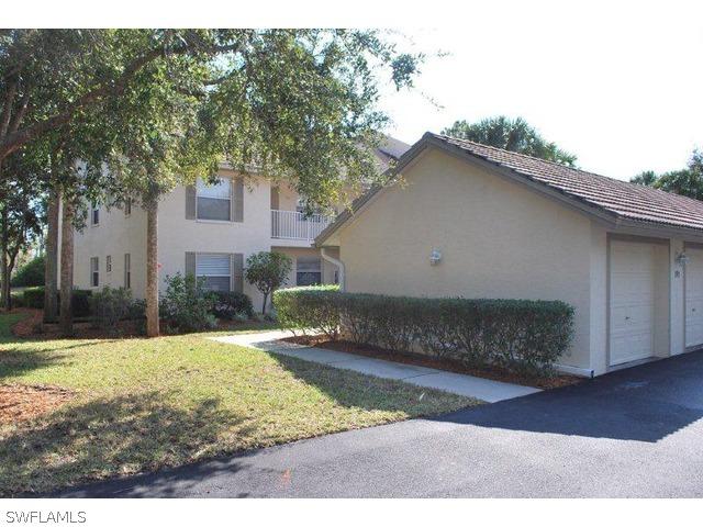 193 Robin Hood Cir. #102, Naples, FL