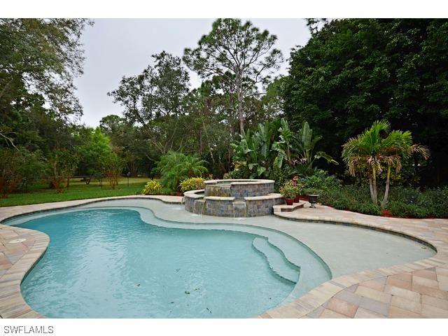 481 Carica Rd., Naples, FL 34108