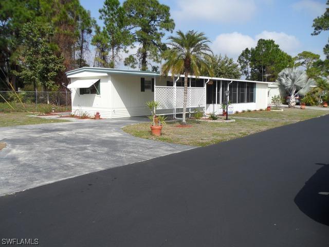 27470 Dee Dr., Bonita Springs, FL 34135