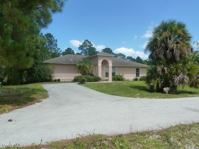2761 8th Ave., Naples, FL
