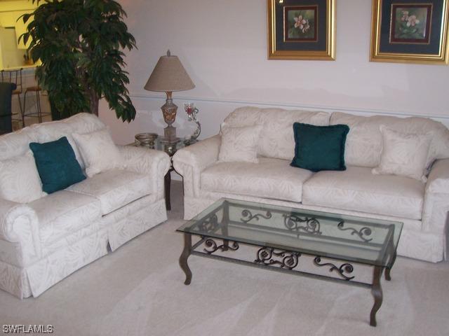 8460 Naples Heritage Dr. #1215, Naples, FL