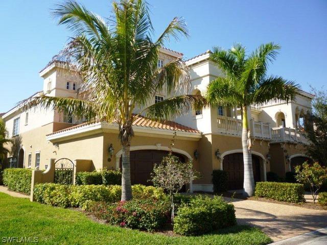 9289 Menaggio Ct. #201, Naples, FL 34114