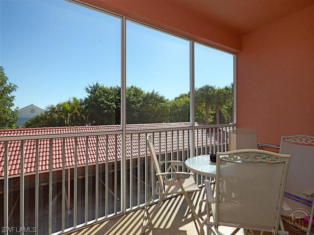 519 Roma Ct. #204, Naples, FL 34110