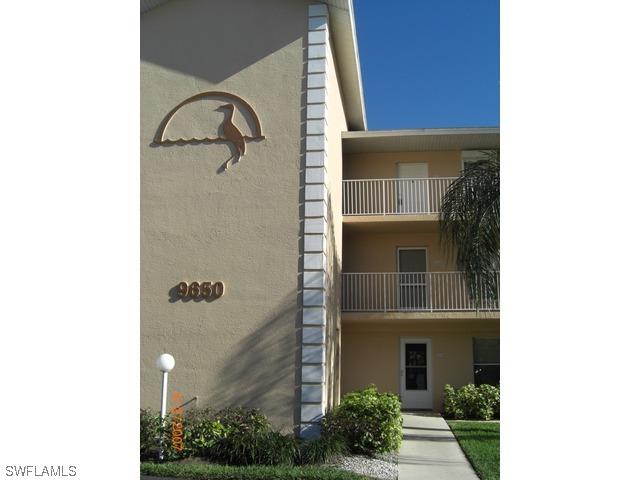 9650 Victoria Ln. #304, Naples, FL