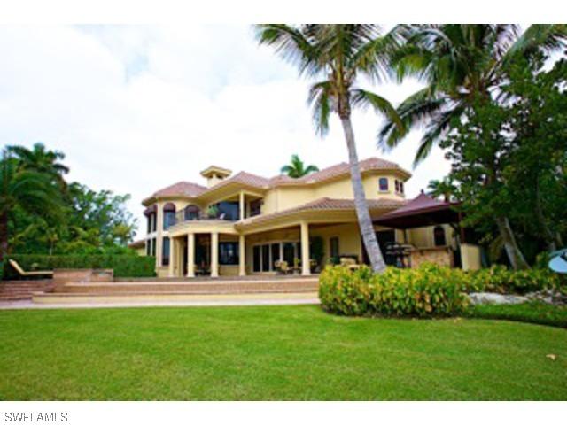 2345 Lantern Ln., Naples, FL 34102