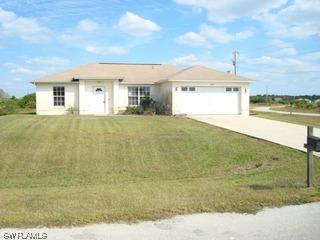 509 Pennfield Ave., Lehigh Acres, FL 33974