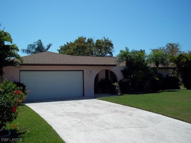 476 Seagull Ave., Naples, FL 34108