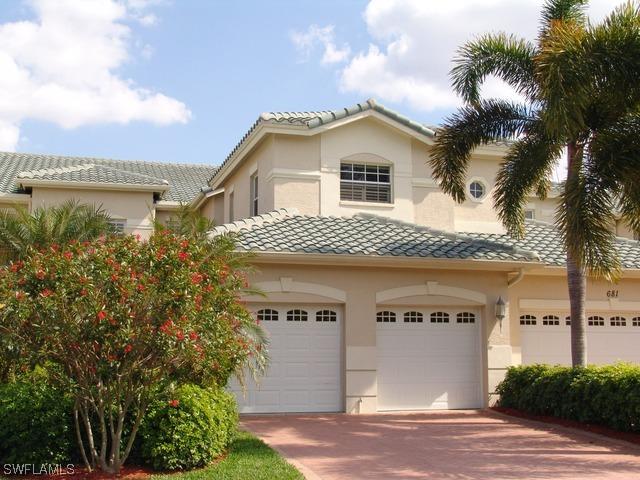 681 Vintage Reserve Cir. #B, Naples, FL