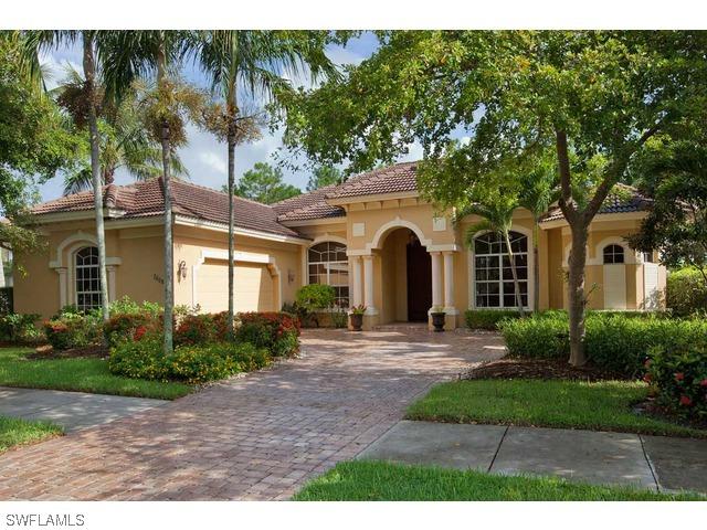 7698 Mulberry Ln., Naples, FL 34114