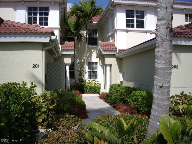 1642 Tarpon Bay Dr. #202, Naples, FL 34119