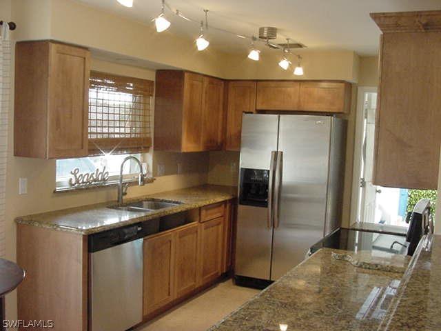 49 Fairview Blvd., Fort Myers Beach, FL 33931