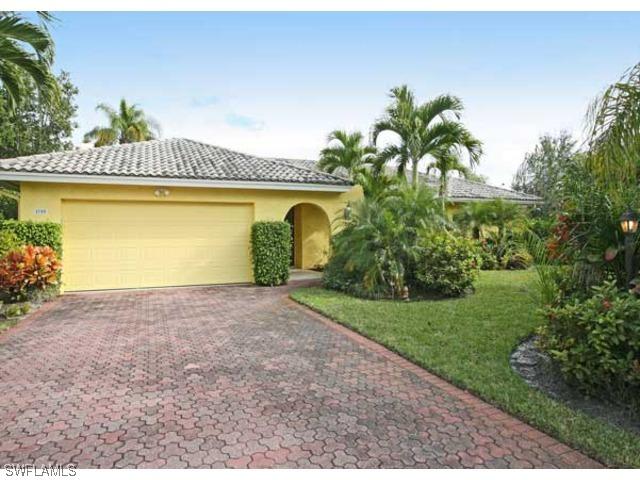 4780 Whispering Pine Way, Naples, FL 34103