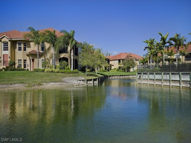 5008 Maxwell Cir. #101, Naples, FL 34105
