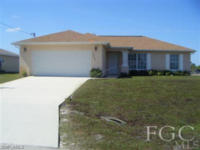3000 Karen Ave., Lehigh Acres, FL 33976