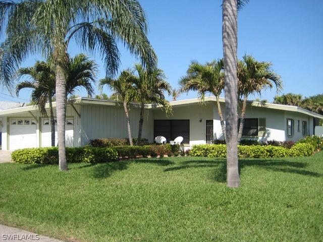 5229 Avenida, Fort Myers Beach, FL 33931