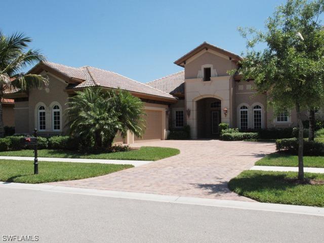 8902 Shenendoah Cir., Naples, FL 34113