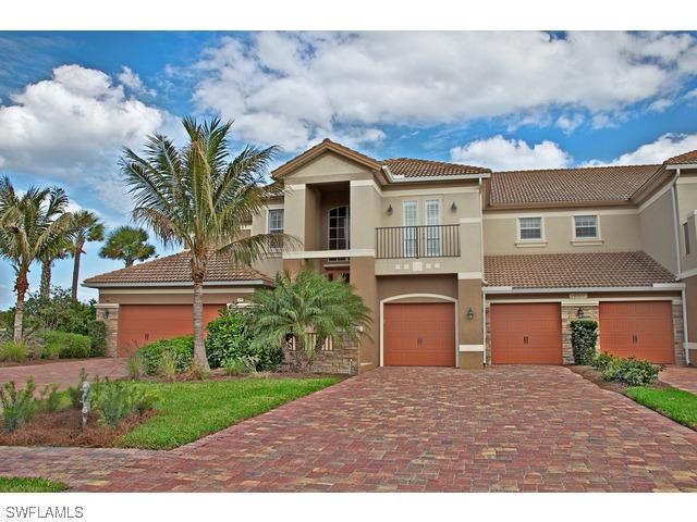 8051 Players Cove Dr. #201, Naples, FL 34113