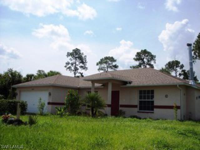 4042 20th Ave., Naples, FL 34117