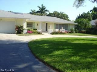 137 2nd Ave., Naples, FL