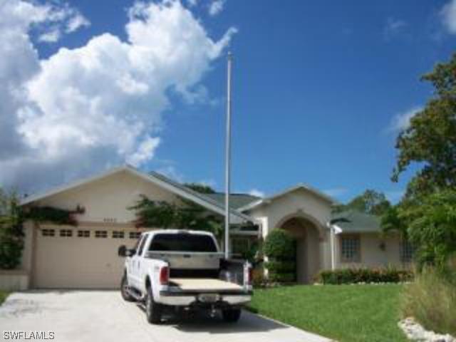 4543 Santiago Ln., Bonita Springs, FL 34134